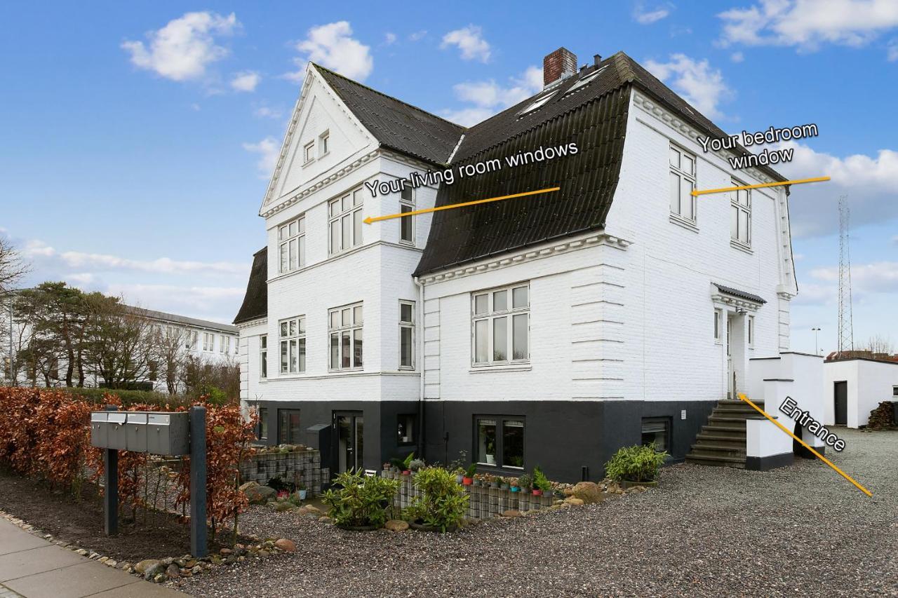 Aday - Apartment Suite Aalborg Center מראה חיצוני תמונה